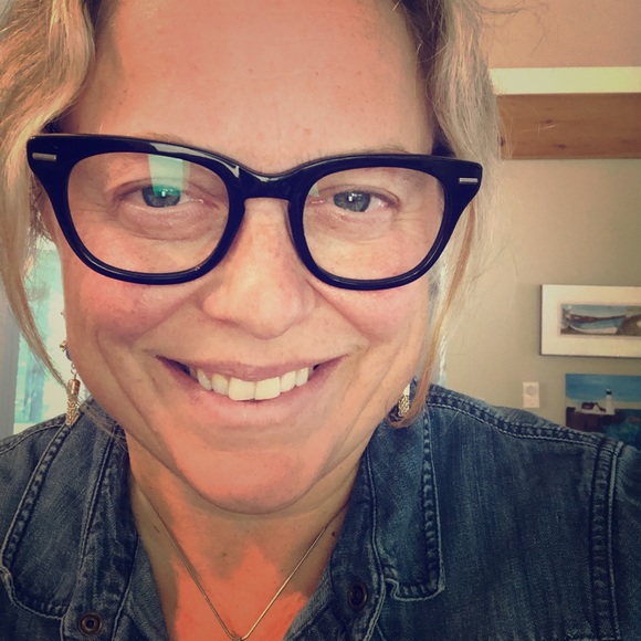 Meet your Posher, Blossom - Picture 1 of 1